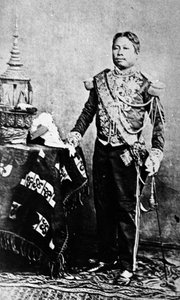 Kong Norodom af Cambodia i siamesisk militæruniform, 1861